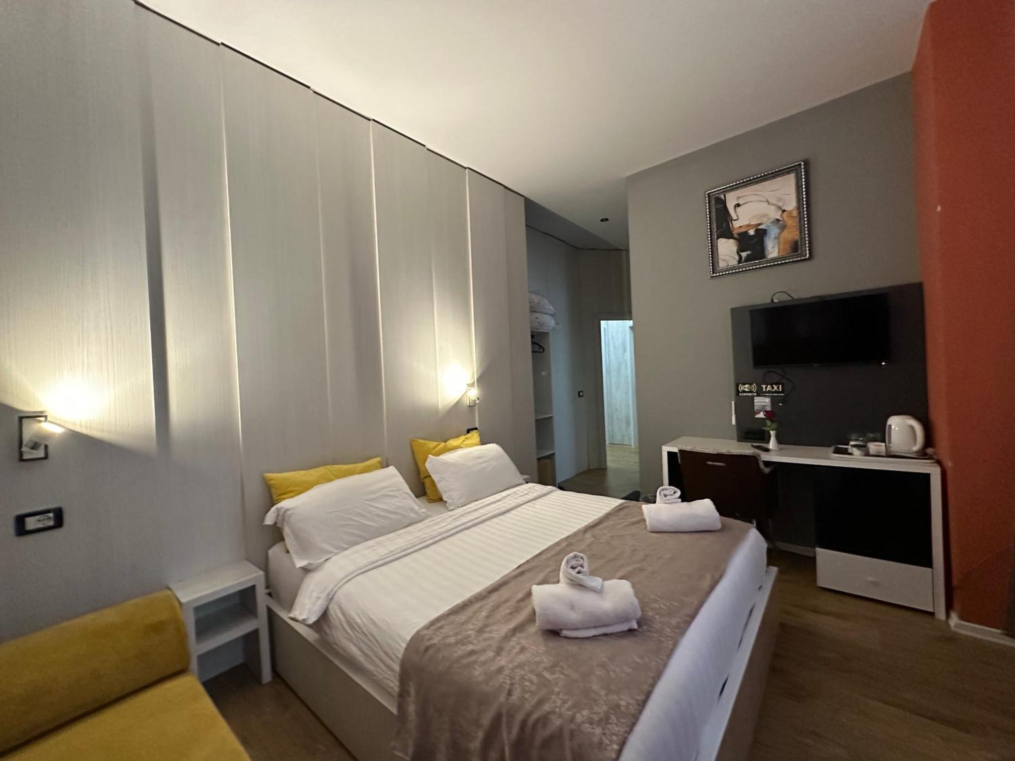 Colombia Apartments&Rooms Durrës Exterior foto
